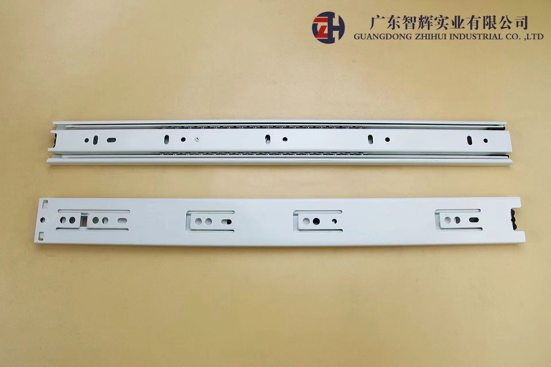 镀白4510滑轨.jpg